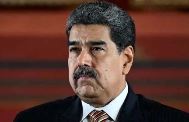 Maduro po i drejtohej popullit në TV kur nisën sulmet amerikane