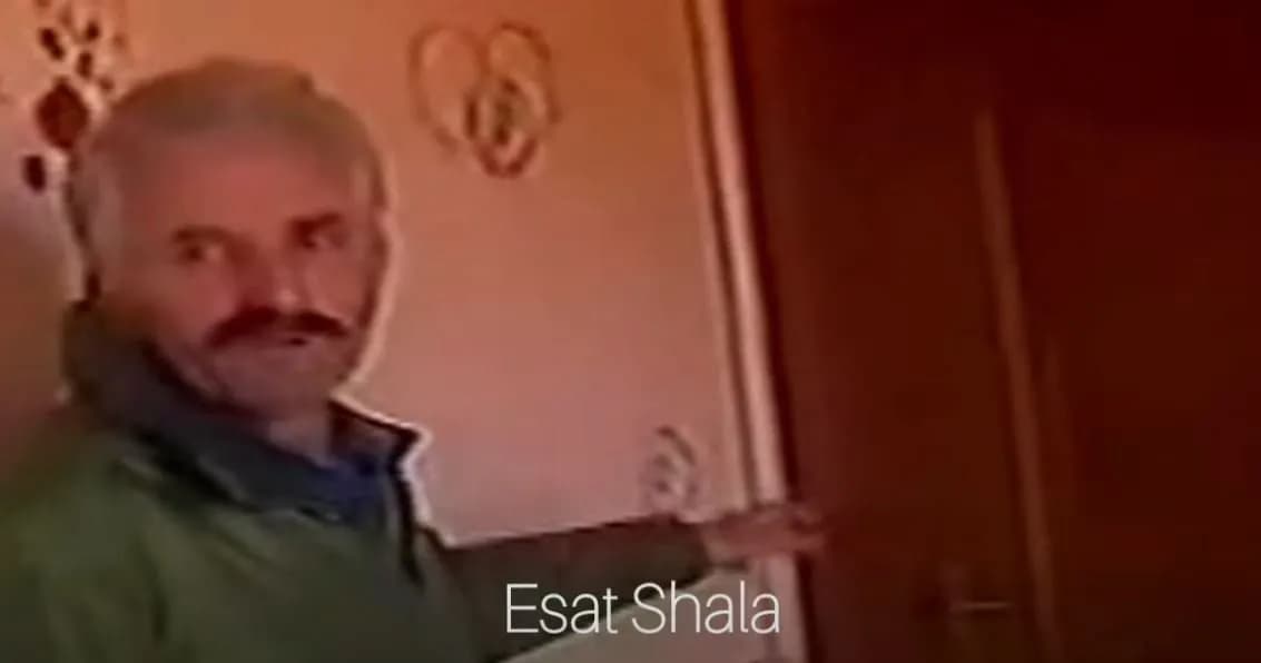 Pamje nga familja Jashari pak ditë para betejes së përgjakshme ku edhe u vendosen gurthemelet e lirisë