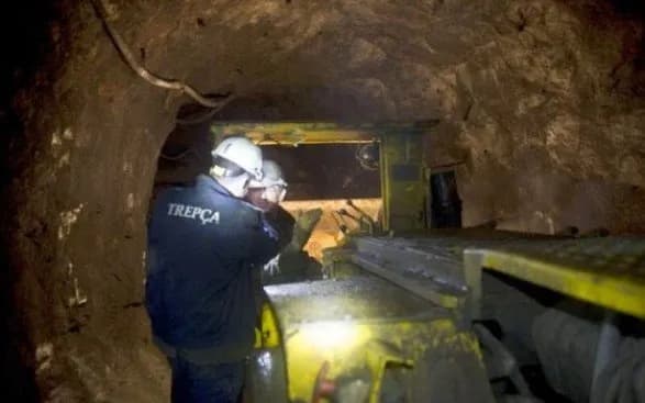 Pas 12 orëve “të ngujuar” në minierë, dalin shëndoshë e mirë minatorët e Trepçës