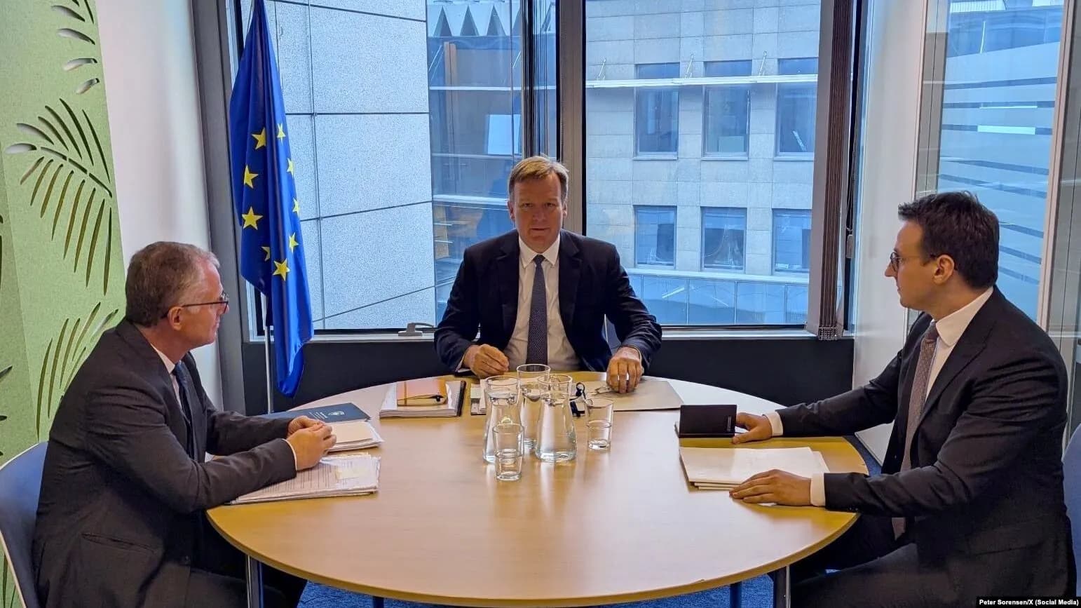 Rund i ri i dialogut, kryenegociatorët pritet të takohen sot në Bruksel