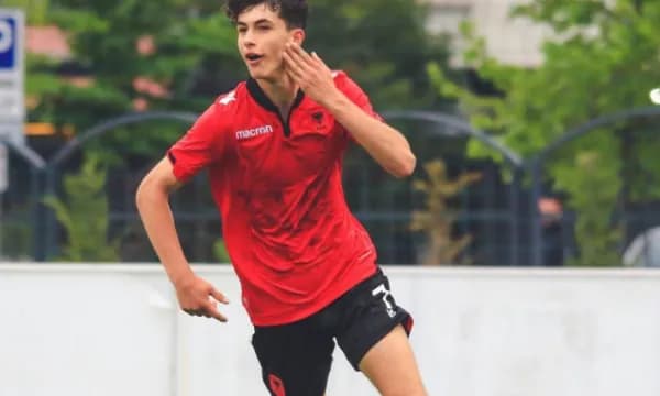 Talenti shqiptar shkruan hapin e parë në Serie A, debuton me Genoan