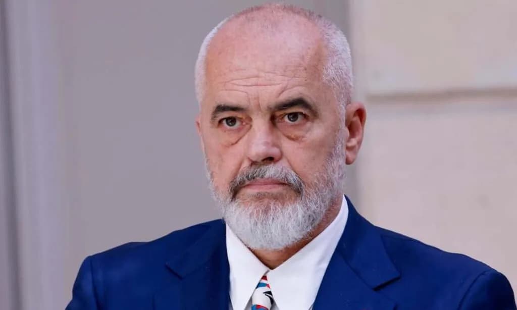 Tragjedia hekurudhore në Spanjë me mbi 30 viktima, reagon Rama