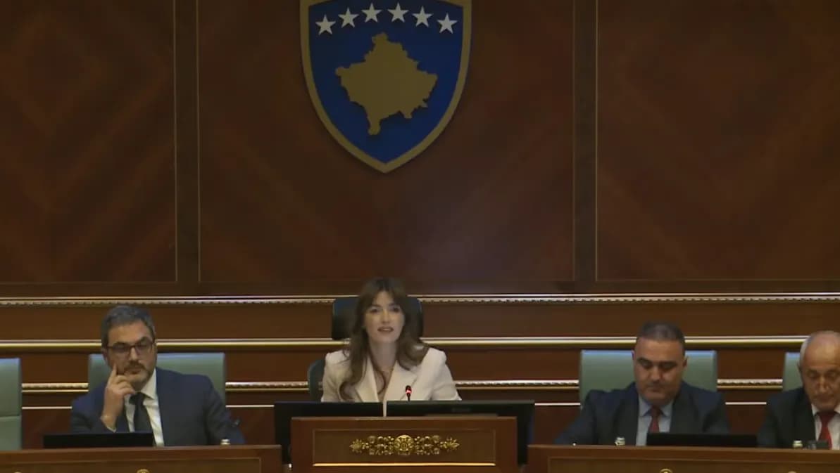 Me afro një orë vonesë, nis seanca e Kuvendit të Kosovës