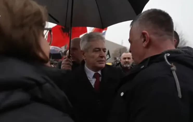 Ali Ahmeti i bashkohet marshit “Drejtësi, jo politikë”, pritet nga Nasim Haradinaj