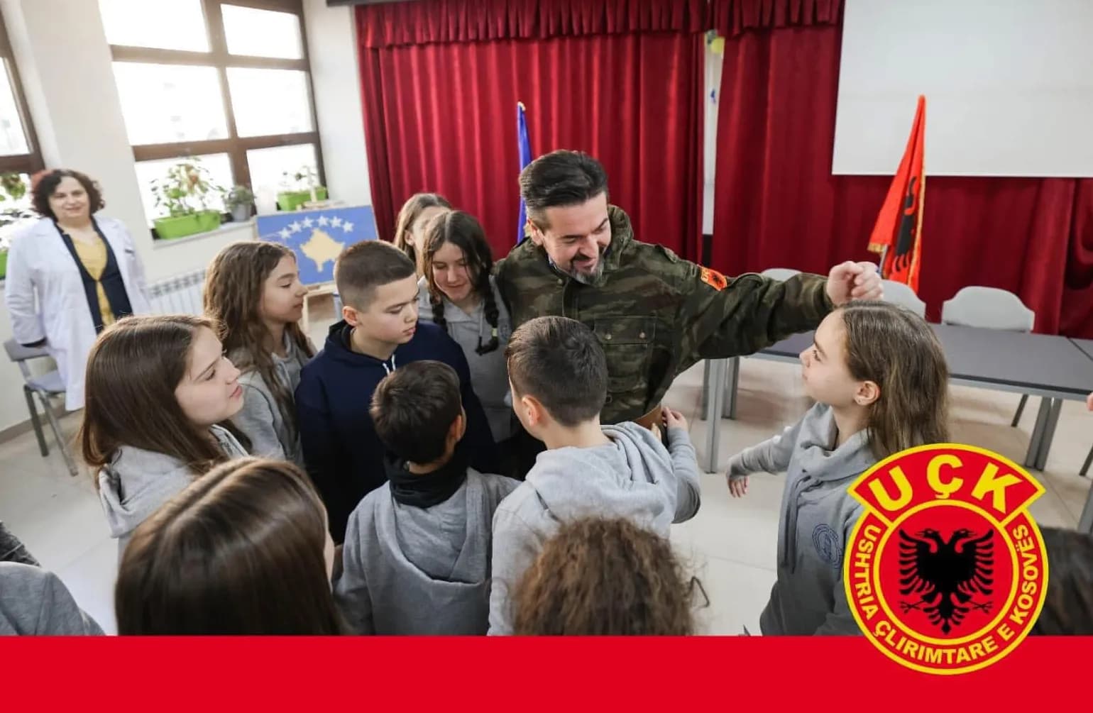 Asambleistët e PDK-së në Prishtinë kërkojnë që ora e parë e 16 shkurtit t’i kushtohet rolit të UÇK-së