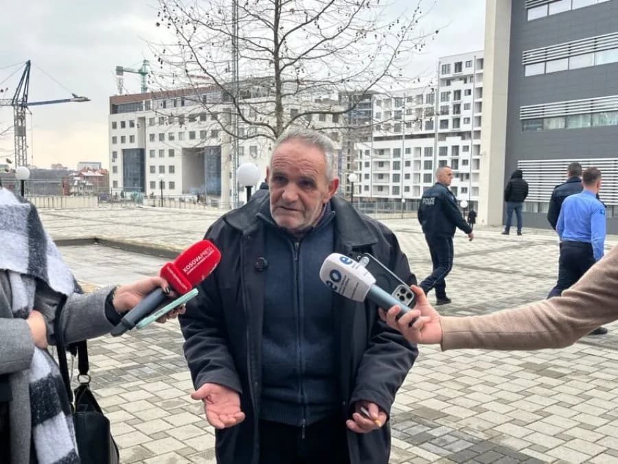 “Atë ditë në Izbicë s’ka pas dasmë, por janë masakruar 137 veta” – familjari i zhgënjyer me dënimin ndaj Alidemajt