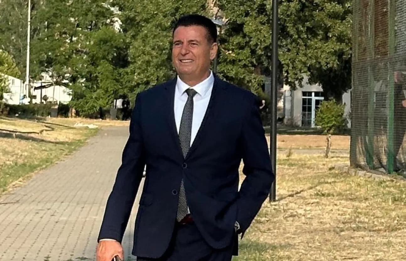 Bahtiri reagon pas votës për Listën Serbe: Mos bëni filma