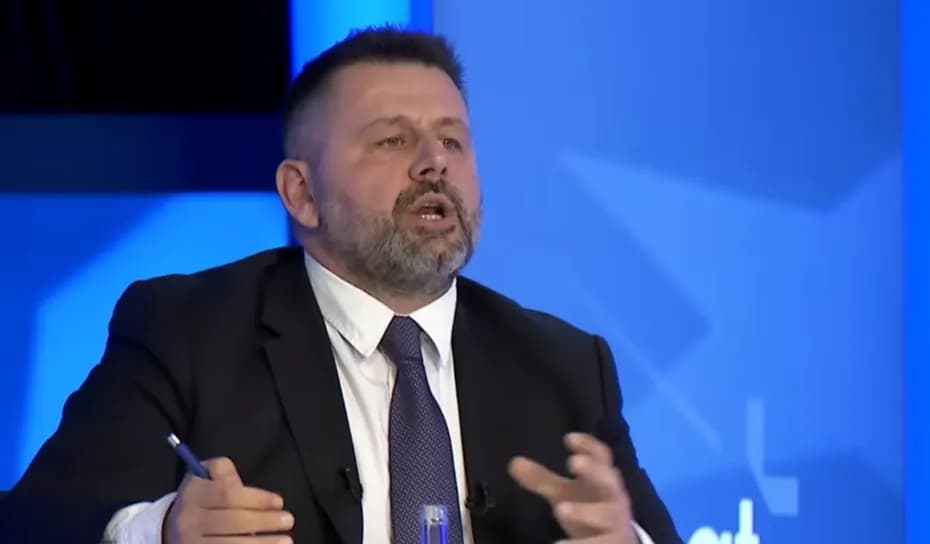 Bekë Berisha: Kandidati për president duhet të mosketë nevojë për ndërhyrje plastike,dhe të pranojë që s’do të bëhet noter