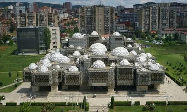 Biblioteka Kombëtare e Kosovës shpall konkurs letrar për nxënës në nderim të “Epopesë së UÇK-së”