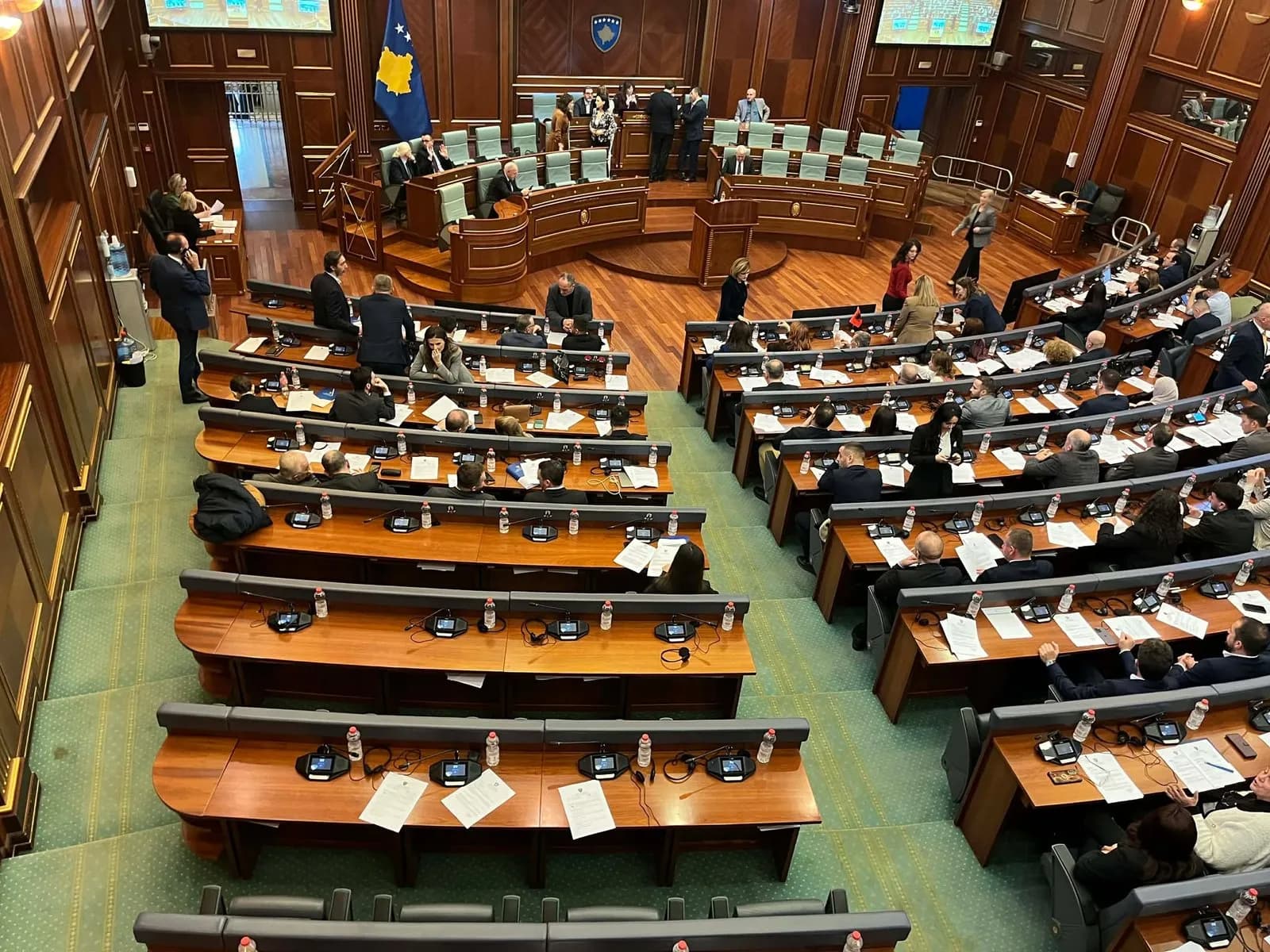 Deputetët mblidhen nesër në seancë solemne në ora 10:30 për 18-vjetorin e Pavarësisë së Kosovës