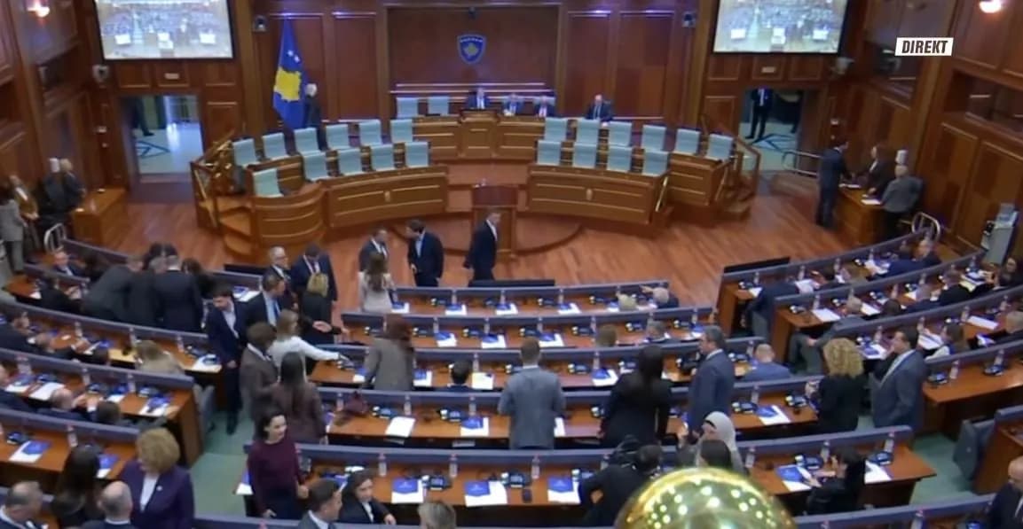 Formohet Komisioni i përkohshëm për verifikimin e kuorumit dhe të mandateve të deputetëve