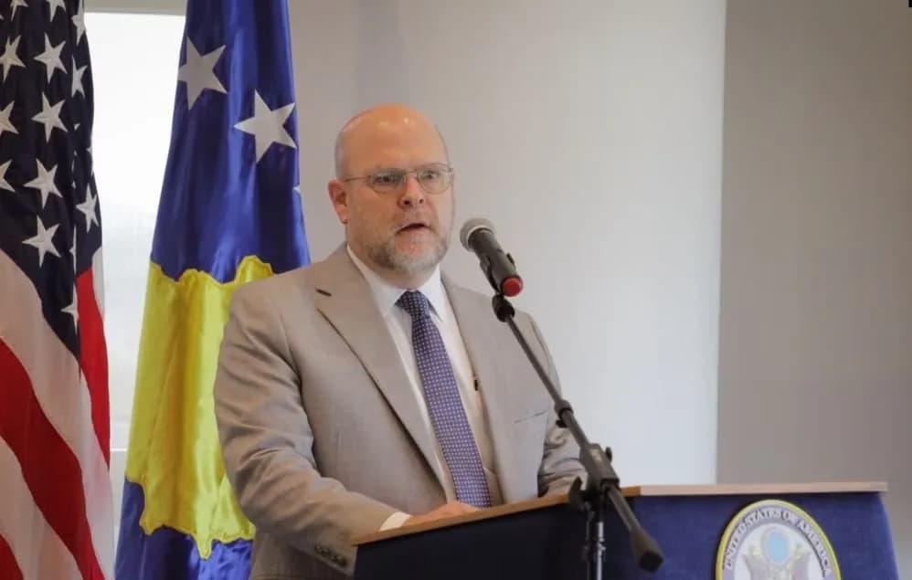 Hovenier: Kosova s’është më shtet në tranzicion, por vend i suksesshëm demokratik