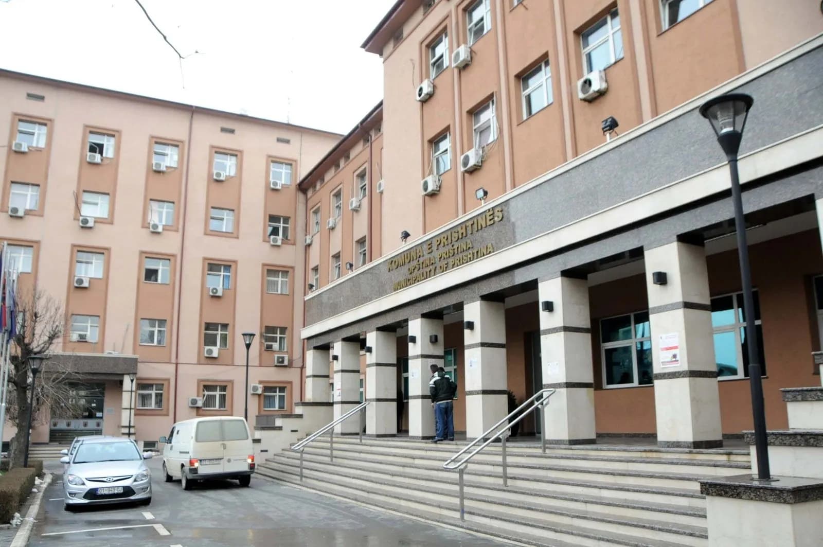 Komuna e Prishtinës nesër me aksion kundër tregtisë ilegale në tregun e automjeteve