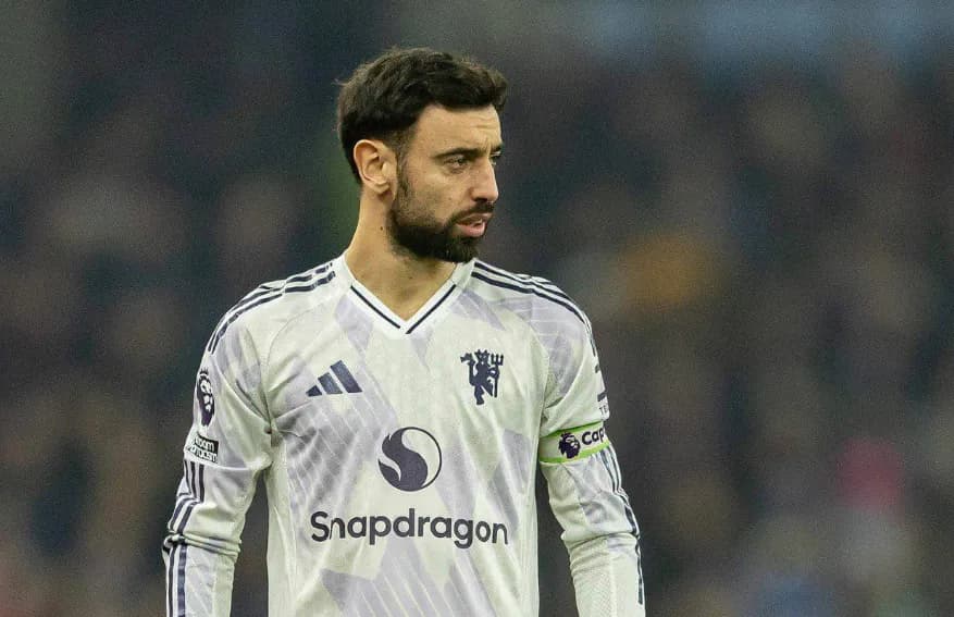Manchester United i vendos klauzolë Bruno Fernandesit për klubet jashtë Anglisë