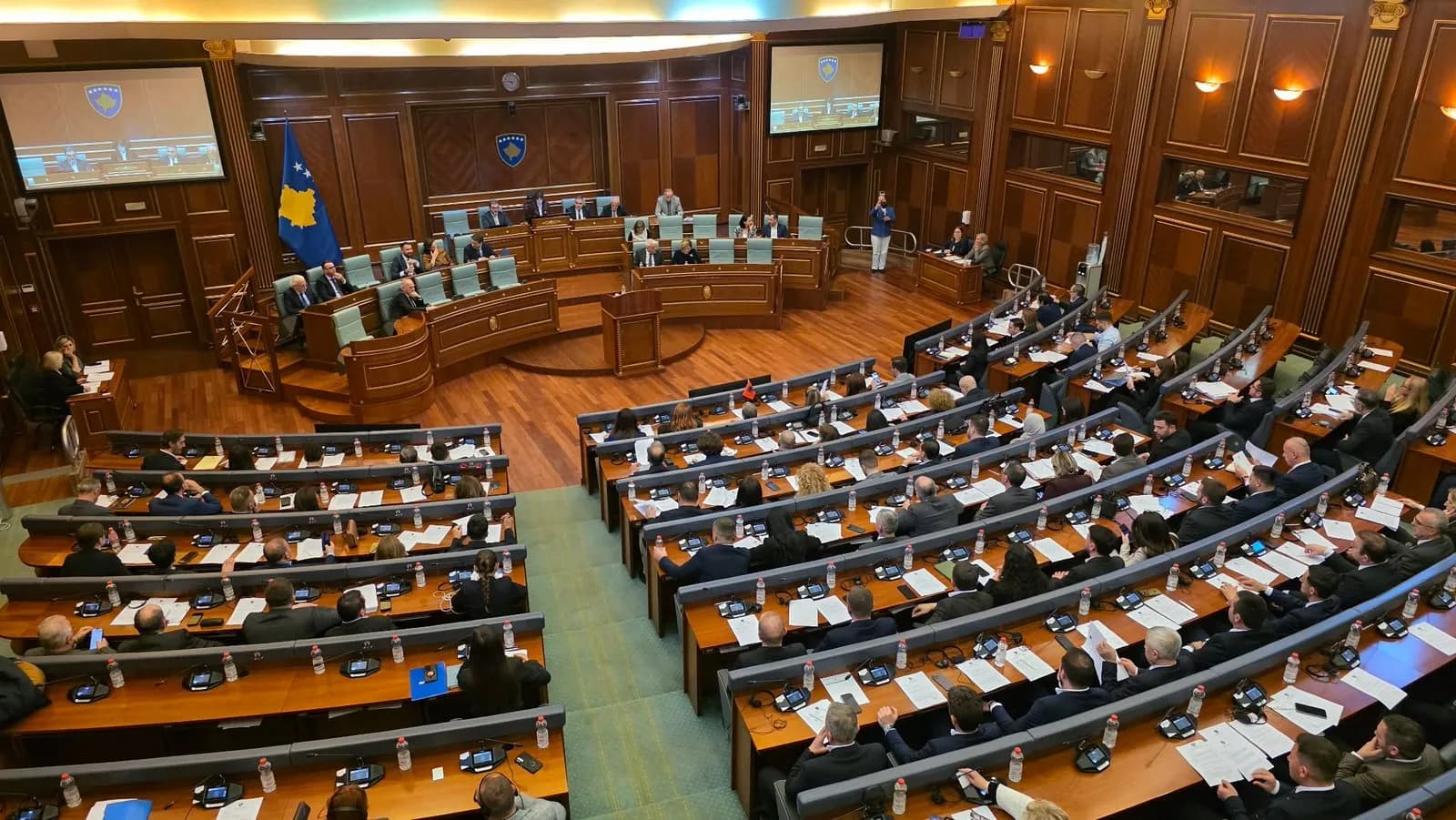 Opozita nuk ia pranon VV-së procedurën e përshpejtuar për buxhetin