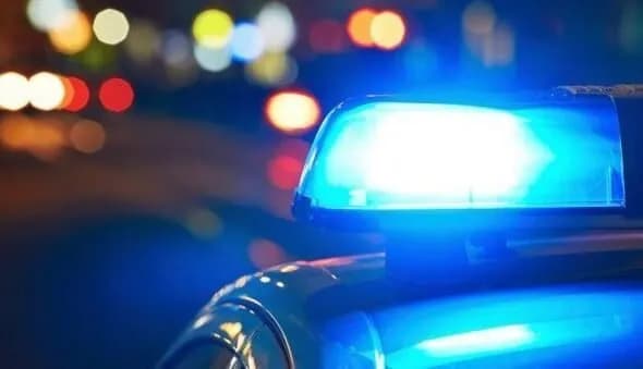 Penguan zyrtarët policorë gjatë kryerjes së detyrës, arrestohen dy persona në Podujevë