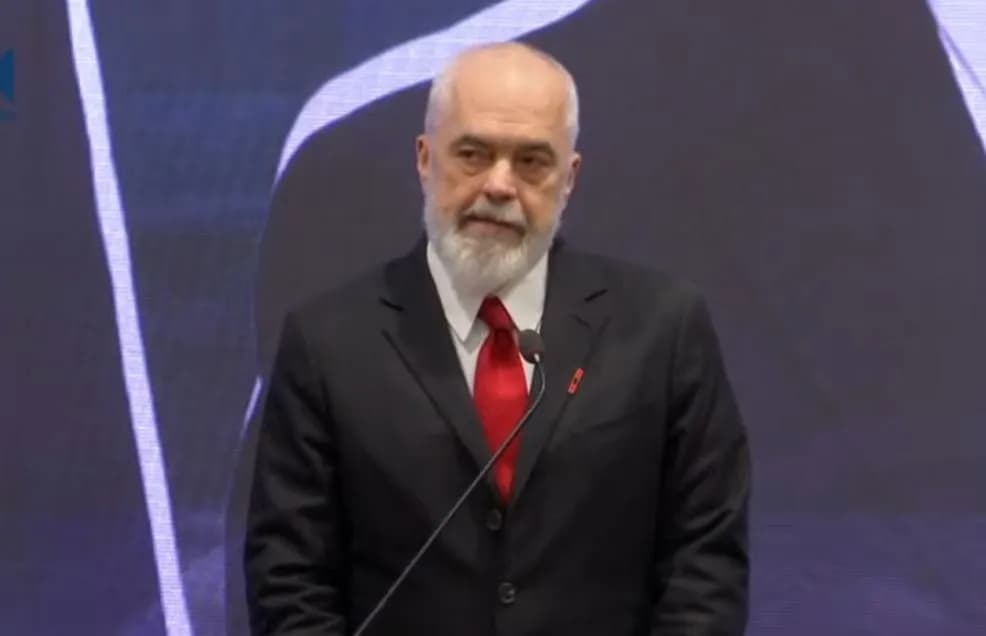 Rama: Nëse dënohen krerët e UÇK-së, atëherë të arrestohen edhe Clinton e Blair