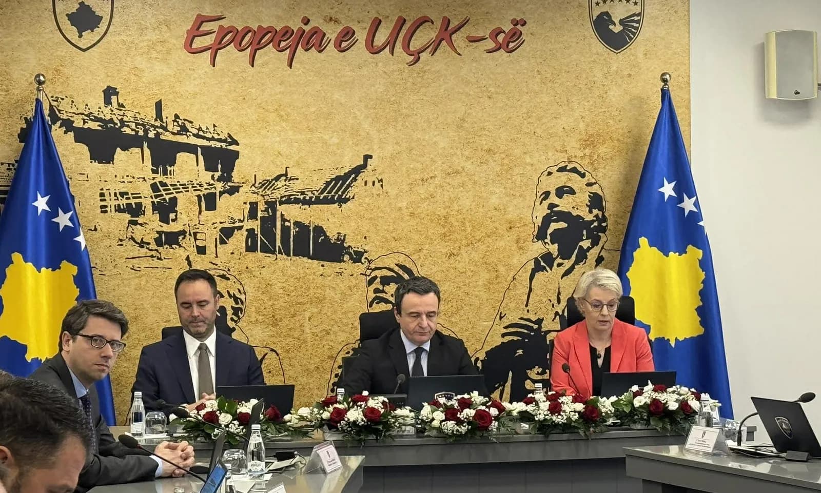 Epopeja e UÇK-së, Kurti: Familja Jashari luftoi deri në fund për liri