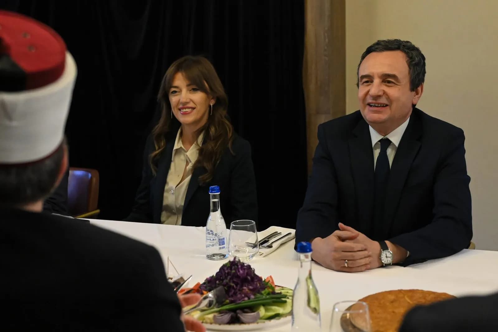Kryeministri Kurti shtroi iftar për myftiun Tërnava
