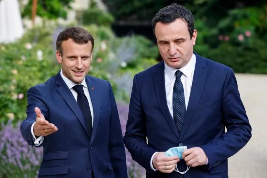 Kurti arrin në Pallatin Elysee, merren në grykë me Macronin