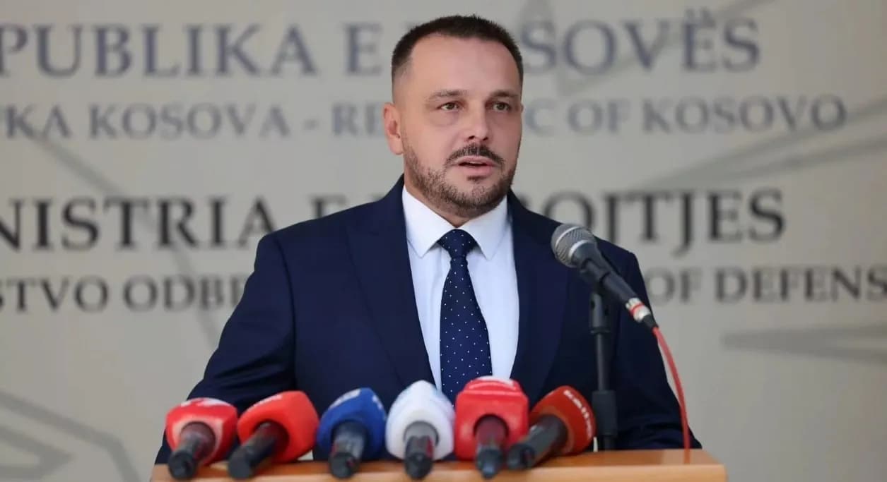 Maqedonci: Raketat kineze të Serbisë të dizejnuara për të sulmuar, rrezik për të gjithë Ballkanin