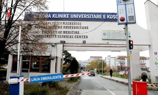 Mungesa e barnave për pacientët në QKUK, Vitia: Të gjitha ato që gjenden në stokun e SHSKUK-së janë publike