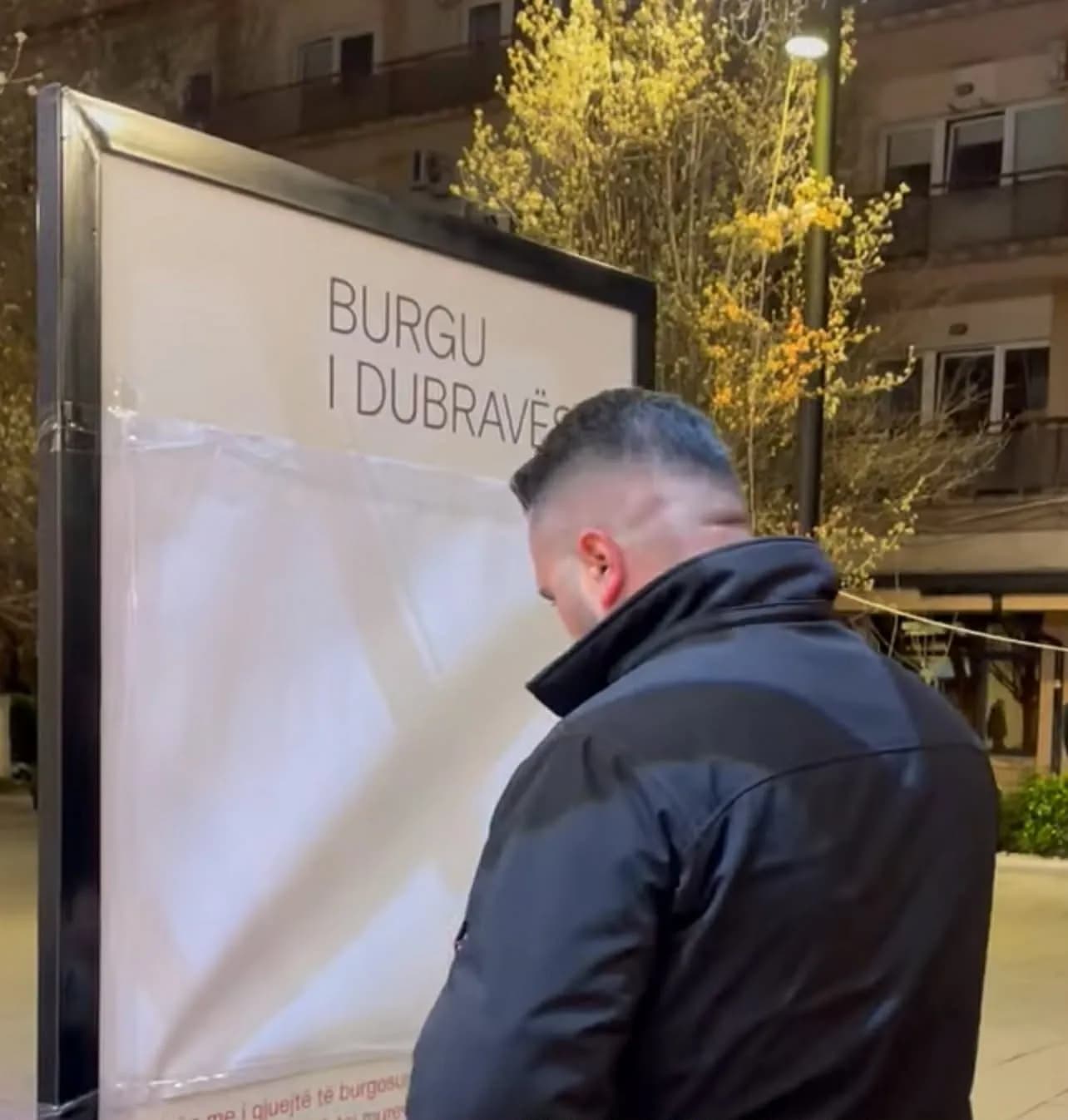 Një qytetar mbulon materialin skandaloz për masakrën e Dubravës