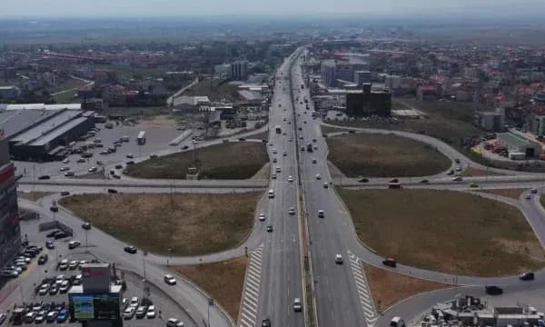 Policia bllokon rrugën nga Prishtina Mall – deri në Veternik dhe anasjelltas, shkak gara e vrapimit