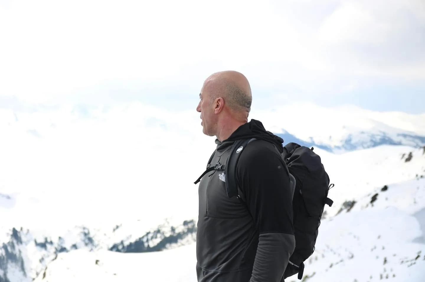 Ramush Haradinaj ndjek garën e skijimit në Deçan, thekson potencialin e Kosovës për turizëm malor