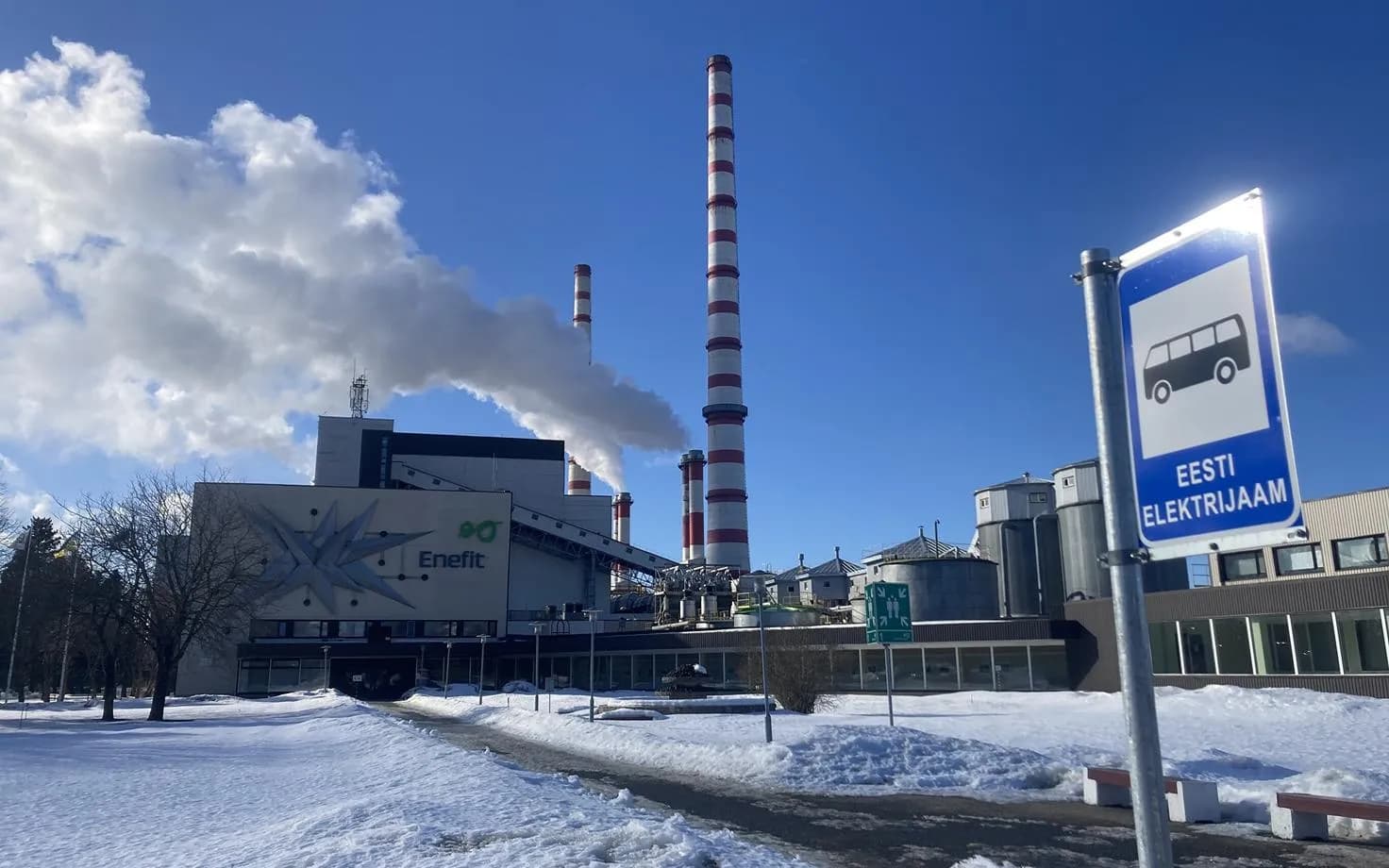 Rusia sulmon Estoninë, një dron rus godet oxhakun e termocentralit