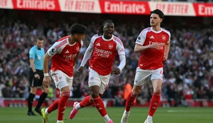 Arsenali i rikthehet fitoreve në Premierligë, mposht me vështirësi Newcastle