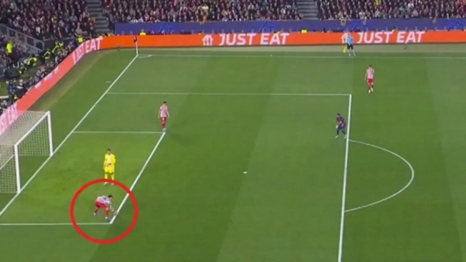 Barcelona reagon ashpër nëpërmjet një komunikate, kërkon hetim nga UEFA