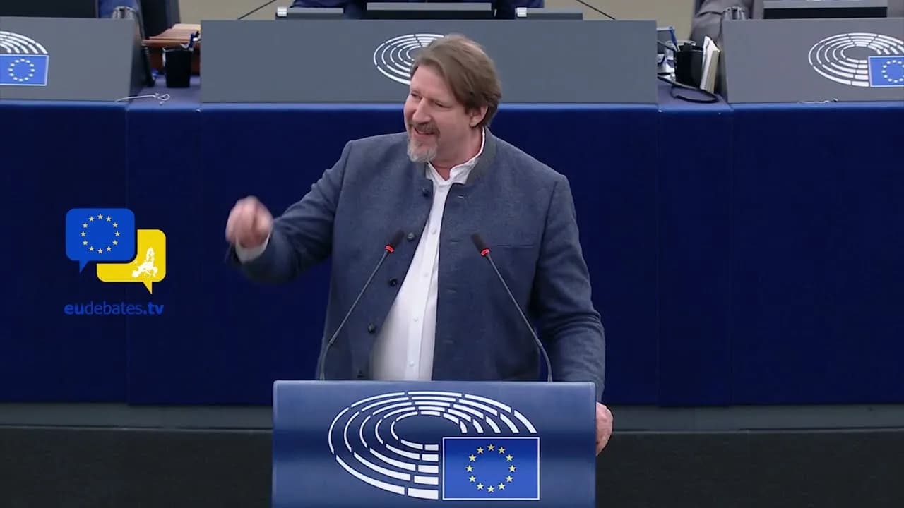 Eurodeputeti austriak: Kosova do të ishte ndër liderët për anëtarësim në BE, por po bllokohet politikisht