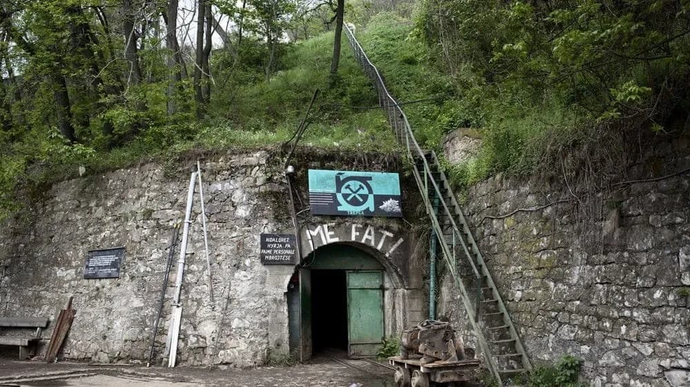 Mbetën pa rrogë të 13-të, minatorët e Trepçës reagojnë ashpër: Durimi po soset
