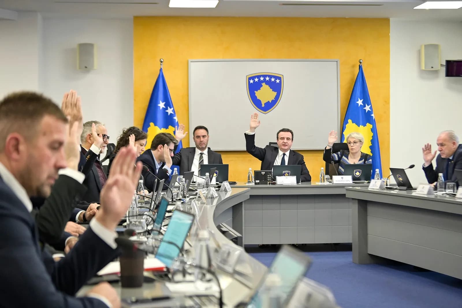 Miratohet projektligji për sigurimin detyrueshëm shëndetësor në Kosovë