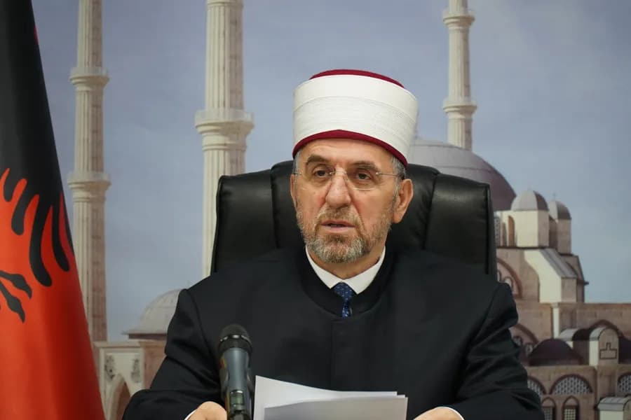 Myftiu Tërnava: Dikujt s’po i pëlqen harmonia ndërfetare te ne, me thirrjet për konvertimet po bëhet thirrje për urrejtje mes kombit shqiptar