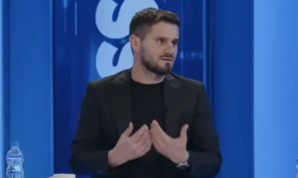 Olluri: Kurti qe 4 muaj është marrë veç me vetën, nuk e ka plan me marrë vendime që ia përmirësojnë jetën qytetarit