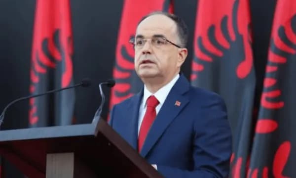 Presidenti Bajram Begaj uron besimtarët katolikë për Pashkën: Gëzim, paqe dhe bekime për të gjithë