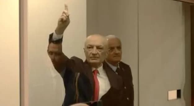 “Proces i turpshëm me shpifje”, Ilir Meta shfaqet për herë të parë në publik pas arrestimit në 2024