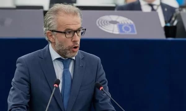 Reuten: Një vend mosnjohës i BE-së shpresoj që shpejt do ta ndryshojë qëndrimin