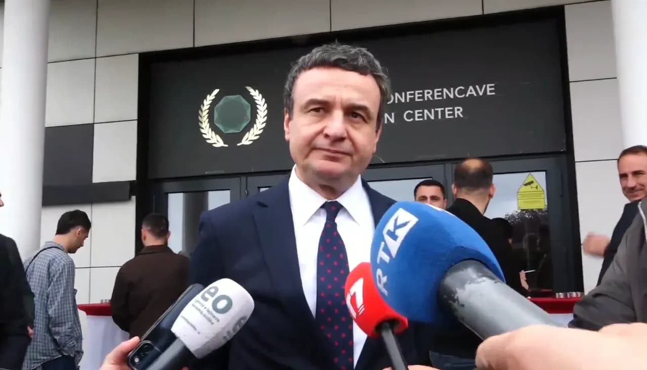 “S’ia ka dhanë populli o vëlla”, Kurti sulmon ashpër liderët e opozitës: Katër veta në VV kanë më shume vota se Hamza, 10 kanë më shumë se Abdixhiku