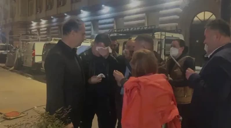 Tensione, përplasje, e të lënduar – Foto nga protesta e PD’së në Tiranë, raportohet për të arrestuar