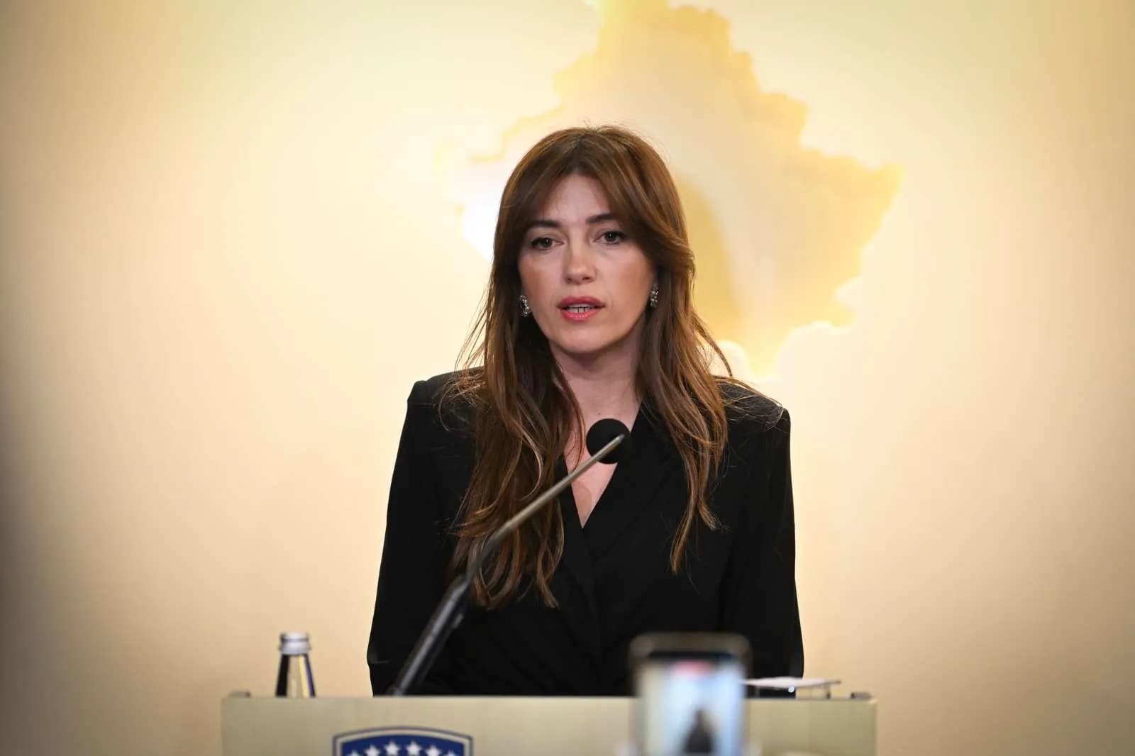 1 Maji, Haxhiu: Sot nderojmë ata që me mund e mbajnë familjen e Kosovën në këmbë
