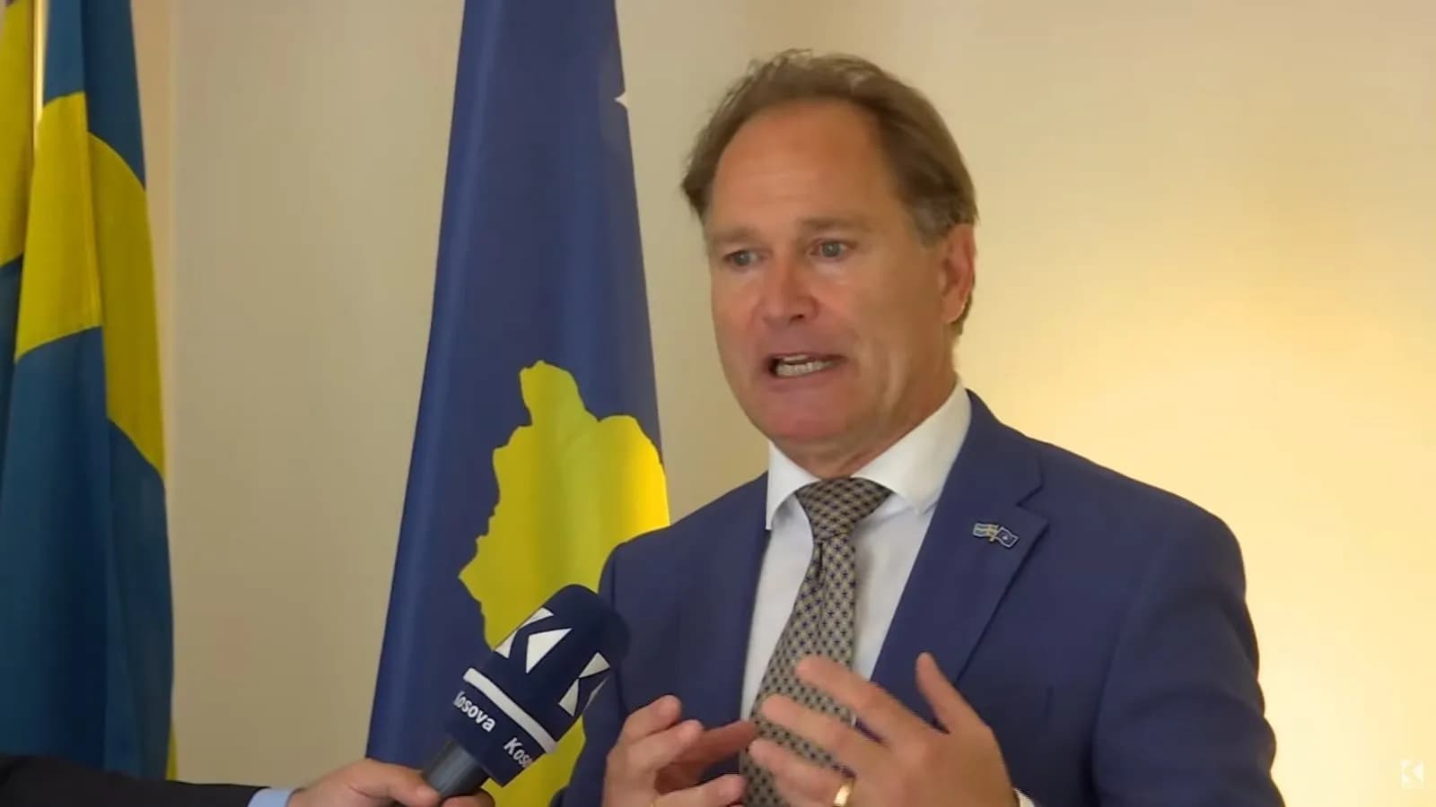 Ambasadori suedez: Para dy dekadash, Kosova ishte para Shqipërisë në integrime – më trishton që sot s’është