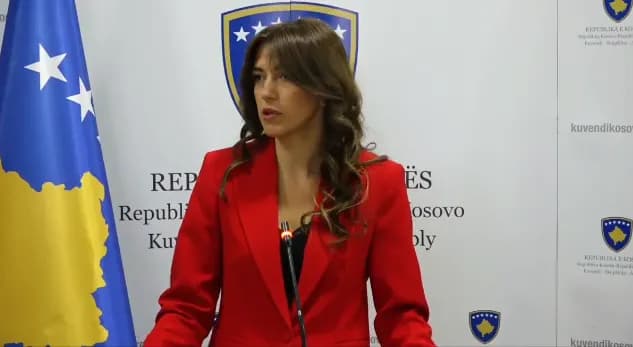Dështon mbledhja e Kryesisë së Kuvendit, Haxhiu del në konferencë – flet për pagat kalimtare të deputetëve