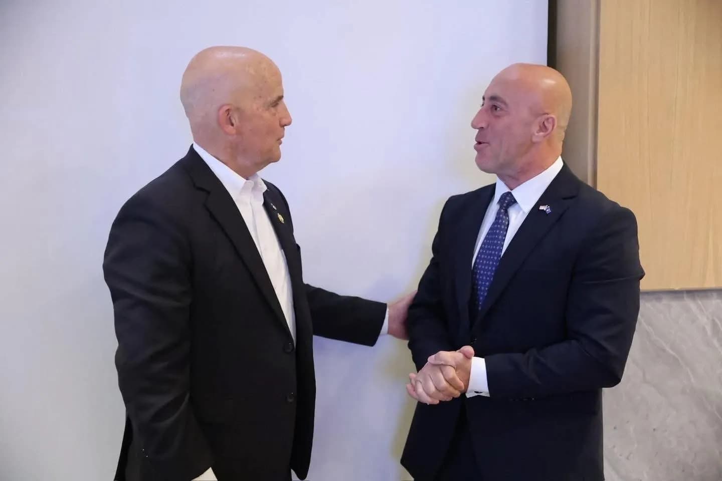 Haradinaj takon Kongresistin amerikan Keith Self: Anëtarësimi i Kosovës në NATO është jetik
