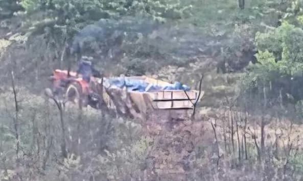 Kontrabandoheshin mijëra litra vaj motorik nga Serbia, policia ndalon traktorin në Podujevë