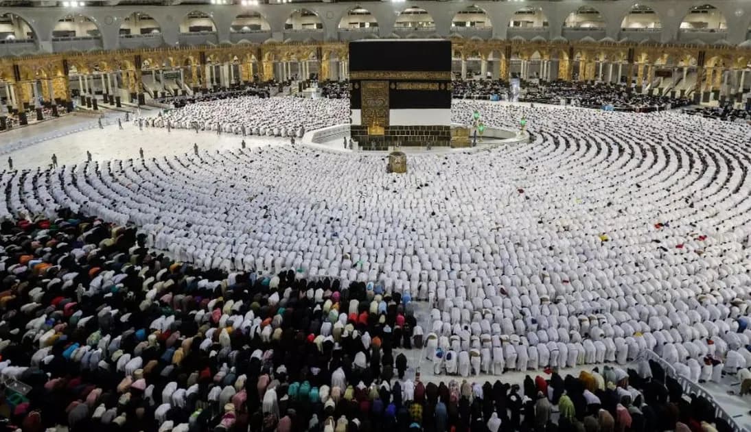 Mbi 1.5 milionë pelegrinë kanë mbërritur në Mekë për haxh