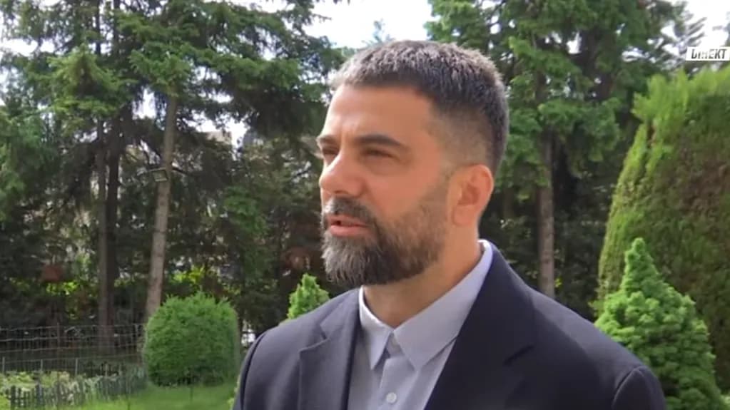 “…Për shkak të zgjedhjeve”, Artan Behrami reagon pas raportimeve për shtyrjen e shpalljes së vendimit nga Haga