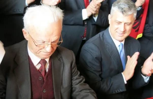 “Po e shpall Pavarësinë, po”, “me emër të Zotit”, Endriti rikthen videon e Thaçit me Demaçin